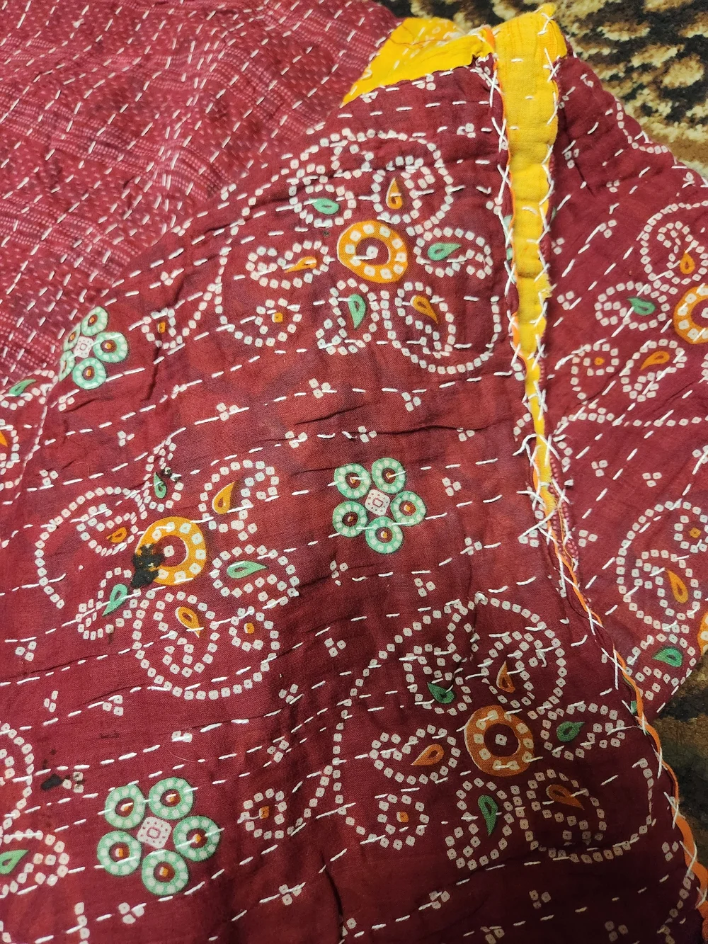 True Vintage-Kantha Rversible Twin Quilted Throw